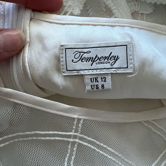 Temperley London Catroux Embroidered layered Tulle ivory cream dress 8 - Picture 6 of 16